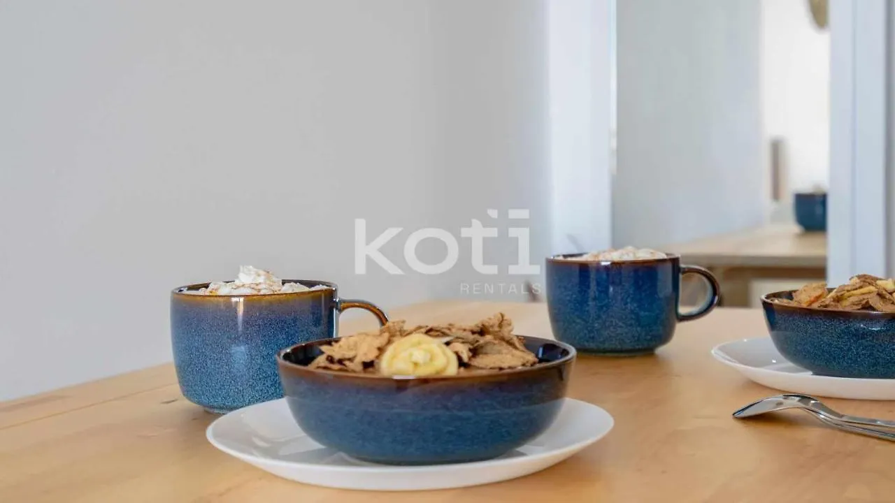 Koti Rentals - Stella Views 푸엔히롤라 0*,  스페인