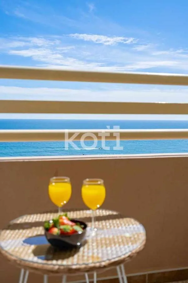 Koti Rentals - Stella Views 푸엔히롤라